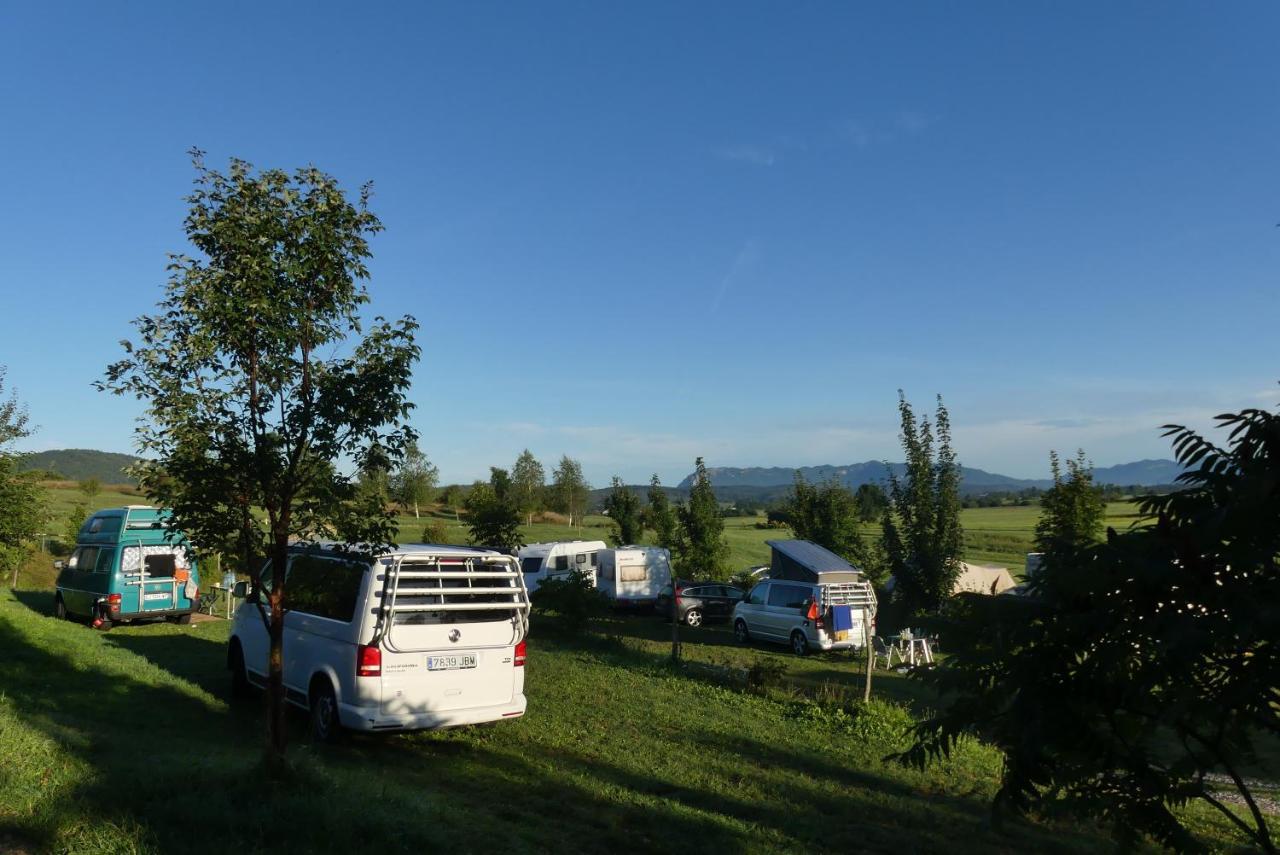 Pension Na Meji Пивка Экстерьер фото