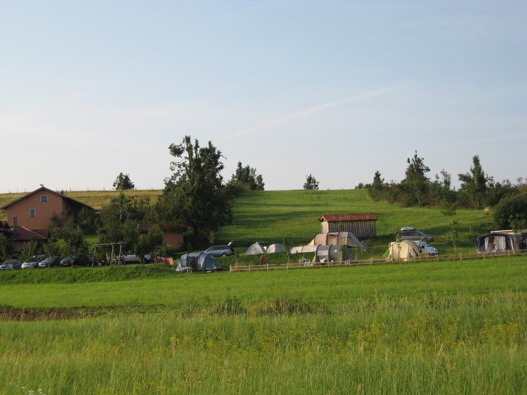 Pension Na Meji Пивка Экстерьер фото